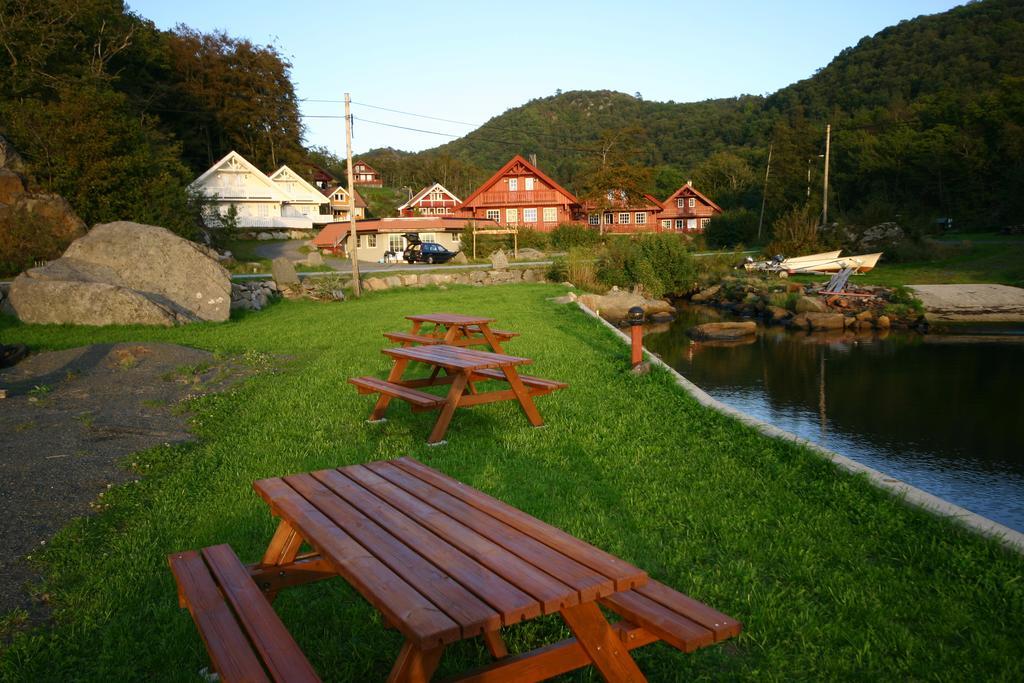 Bjørnevåg Ferie Hotel Farsund Eksteriør billede